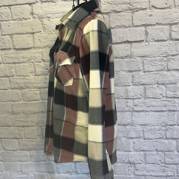 O’Neill Super Plush Fleece Plaid Button-Up Shacket or Top or Jacket - Picture 4 of 7